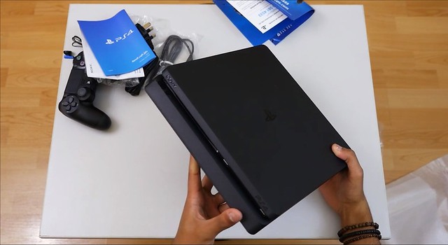 PS4 Slim