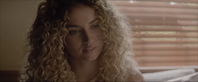 The Informer (2019) - Ana de Armas