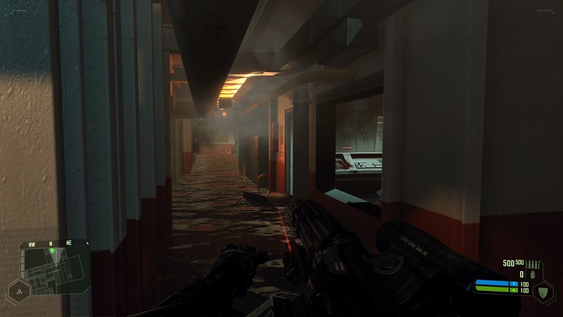 Crysis - Ultra Settings - Flooded Corridor