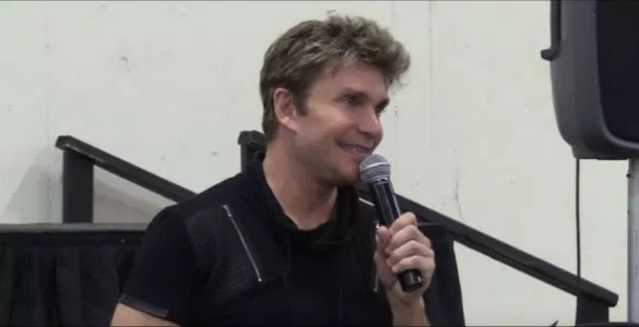 Anime Voice Actor Vic Mignogna Addresses Outrage Culture, Encourages Fans To Support Him By Being Positive
